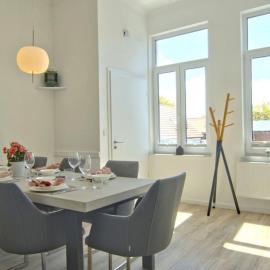 WoogeElisa - Ehrwürdige Dorfvilla in Strandnähe, hotel in Wangerooge