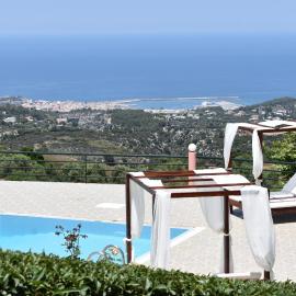 Superb villa,with amazing seaviews & huge pool!, hotel a Somatás