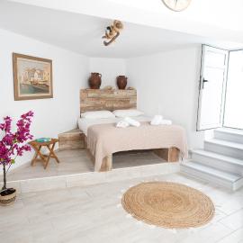 Cycladic Art Dame, hotel din Mési