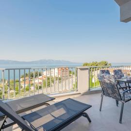 Nice Apartment In Podaca With Wifi
