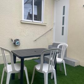 Petite maison climatisée, hotel in Bonneuil-sur-Marne