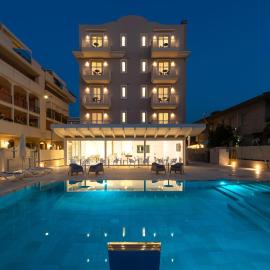Hotel Carducci, hotell i Tortoreto Lido