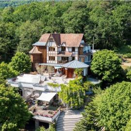 Bergheim में, होटल Le Manoir des Sens - Forêt de Bergheim