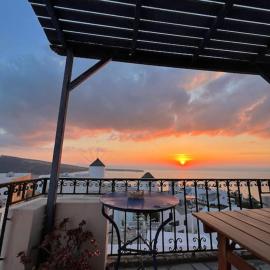 Sunset view apartment, hotel a Oia