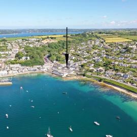 Luxury holiday cottage by the harbour in St Mawes