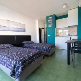Coconut Apartments - Adults Only, hotel in Magaluf