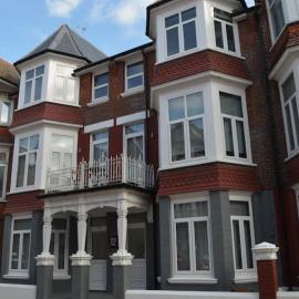 Pier12, Hotel in Eastbourne