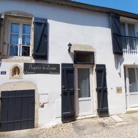 Auprès du Lavoir, hotel en Remigny