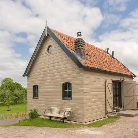 Vrijstaand huisje, dichtbij Kinderdijk, hotel in Oud-Alblas