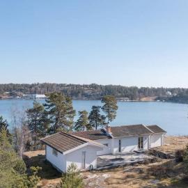 Spectacular lake plot, Stockholm archipelago, khách sạn ở Dalarö