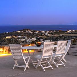 Oniropetra Apartments Mykonos, hotelli kohteessa Plintri
