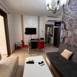 Nice tow bedrooms by snake pool for families only in Talapay