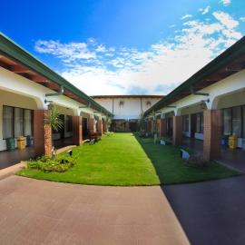 Hotel Wagelia Turrialba، فندق في توريالبا