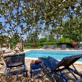 Piccola Casa - a little paradise, Hotel in Kršan