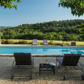 Viesnīca Luberon - Mas du Grand Saint Julien pilsētā Rustrela