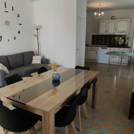 agréable maison 7 personnes proche centre ville de Nogent, hotel in Nogent-le-Rotrou