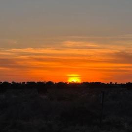 Grand Canyon Cabin, Breathtaking sunsets/sunrises!!, hotell i Valle