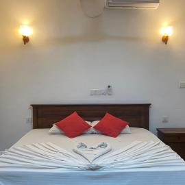 Nesh Villa, hotel ad Aluthgama