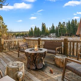 Blue Lagoon Lakefront - Lakefront, Pool Table, Dock, Outdoor Patio Area