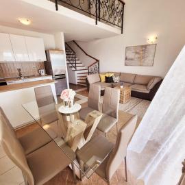 Apartmani Mikulić, hotel in Sevid