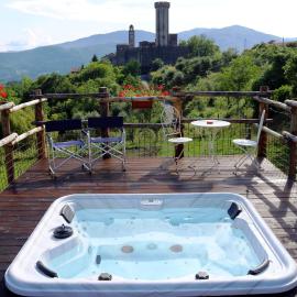 Appartamenti l'Olivo, hotel v destinácii Bagnone