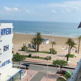 Apartamento primera línea de playa Gandia, hotel a Los Mártires