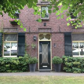 Hoeve Het Verre Einder, Hotel in Heythuysen