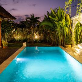Villa Innerbloom stylish 2BR with large pool & garden