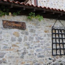 Apartamentos Rurales Casa Lafuente, Hotel in Luquiano