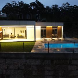Casa OS BALCÓNS, hotel em Boiro