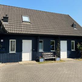 Ferienhaus mit Sauna, hotel a Zingst
