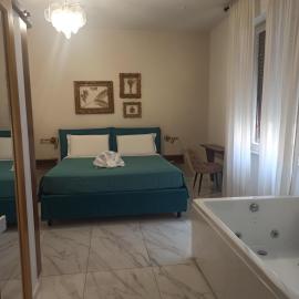 B&B Suite and Rooms San Giovanni, hotell Roomas