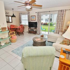 Colony Beach Club 109