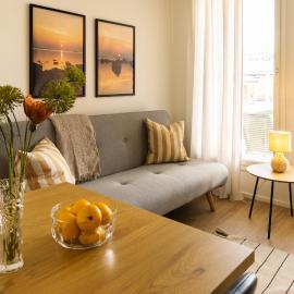 Ihastuttava luhtitaloyksiö, hotel in Kokkola