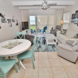 Ocean Club North C208, hotel in New Smyrna Beach