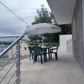 Studio Apartment Dona, hotel a Bakarac