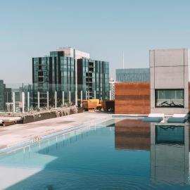2BD Condo-Rainey St-Best views-RT Pool、オースティンのホテル