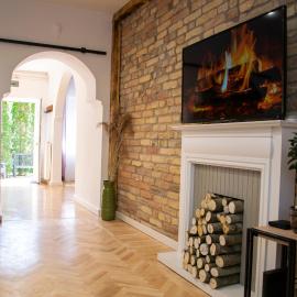 Season One Apartman - Spacious Home & Large Terrace, hotel i Szeged