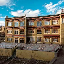 Hotel Alpine Ladakh