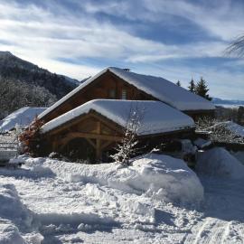 Le chalet de Doucy Bardet، فندق في Habère-Poche