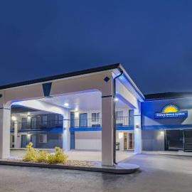 Days Inn by Wyndham Hamilton, hotel in Hamilton