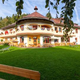 Biolandhaus Arche, hotel sa Eberstein