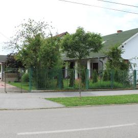 Boulevard Garden House - Free and save parking in the locked yard, hotel in Ćuprija
