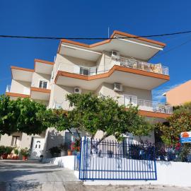 Sunset Apartments, Hotel in Kanali