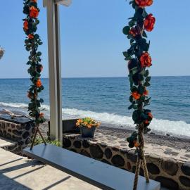 BLACK BAY CAVES SUITES