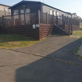Holiday Lodge, sleeps 4, with sea & countryside views
