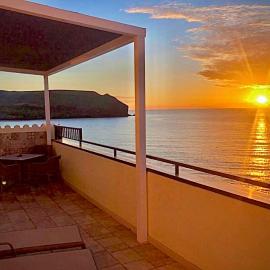 Casablanca Fuerteventura La Lajita Suites، فندق في La Lajita