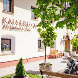 Hotel Kaiserhof, hotelli kohteessa Anif