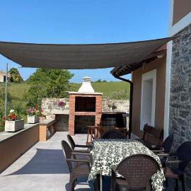 Casa vacacional Escuela la Llera, hotel in Colunga