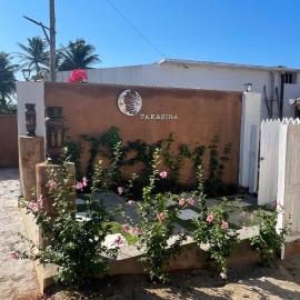Takasira Appart Hotel centre ville, hotel in Fort Dauphin